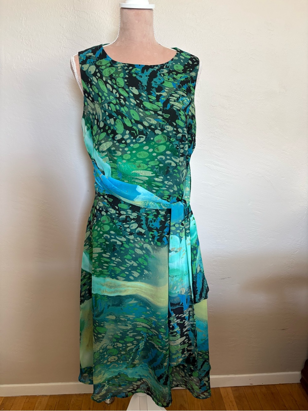 Sleeveless Green & Teal Printed Midi Dress